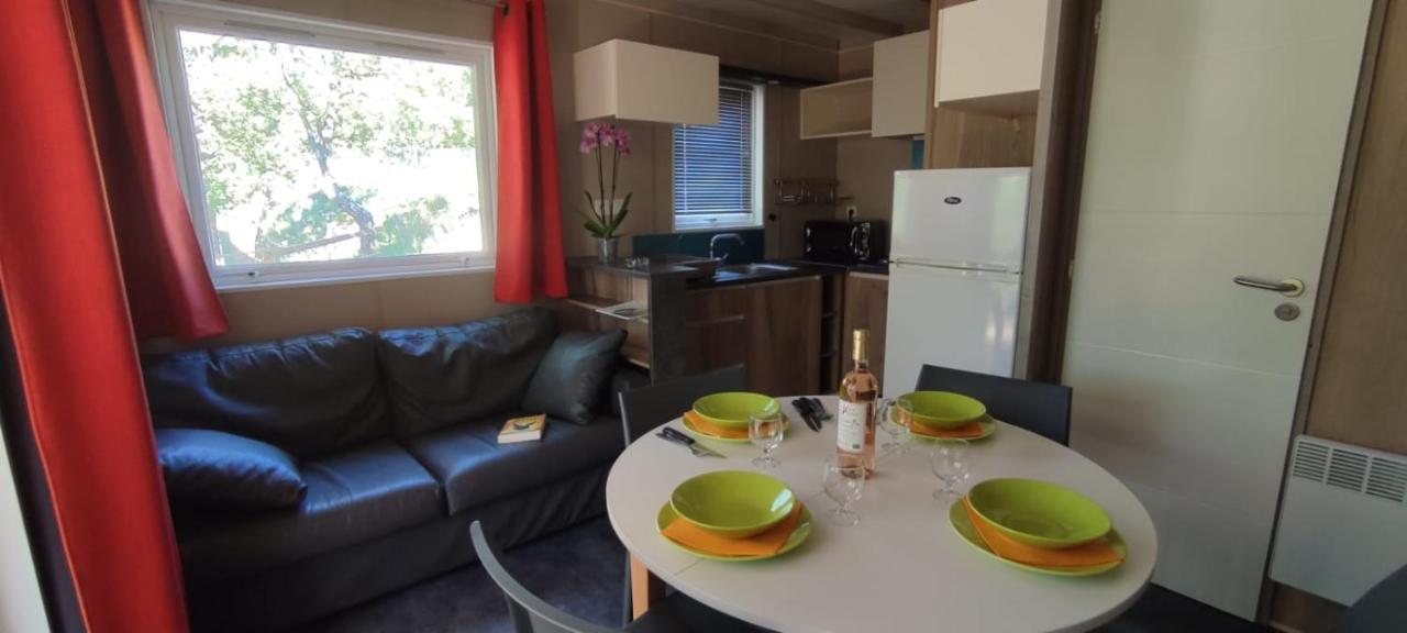 בודן Camping Pres Du Lac De Sainte Croix מראה חיצוני תמונה